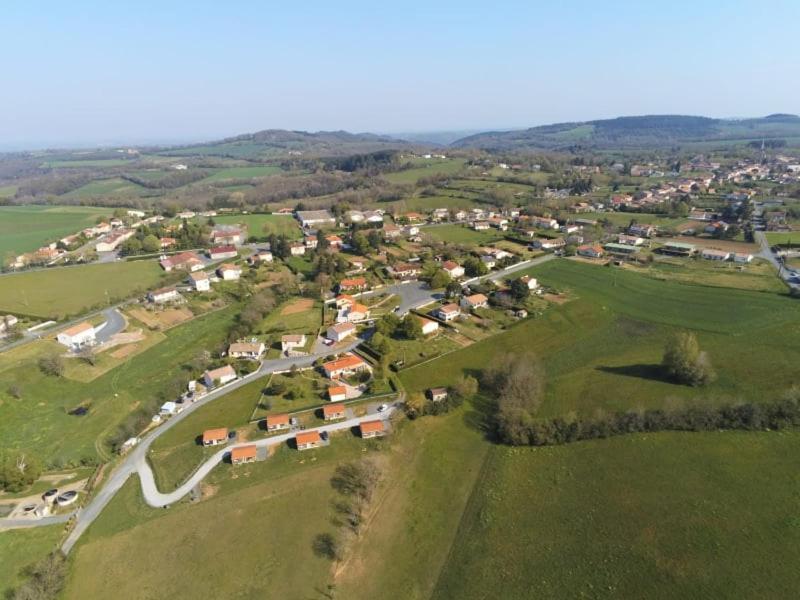 Les Chalets D Hermine Montredon-Labessonnié Exterior foto